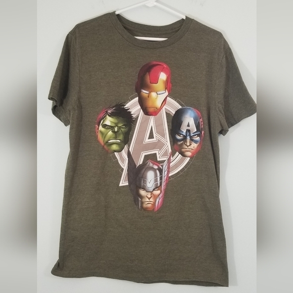 Marvel Avengers Assemble Graphic Tee. Olive Green. Size M. - Picture 1 of 5